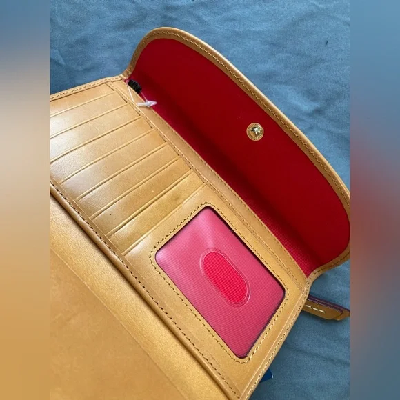 NWT Dooney & Bourke Gretta Signature Continental Wallet/Clutch - Picture 7 of 7